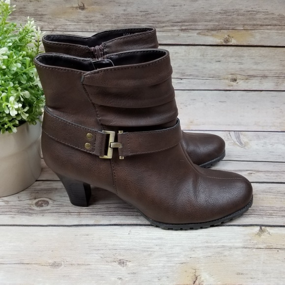 aerosoles short boots